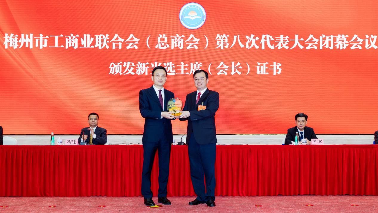 1663138004271577.png A1當選.png